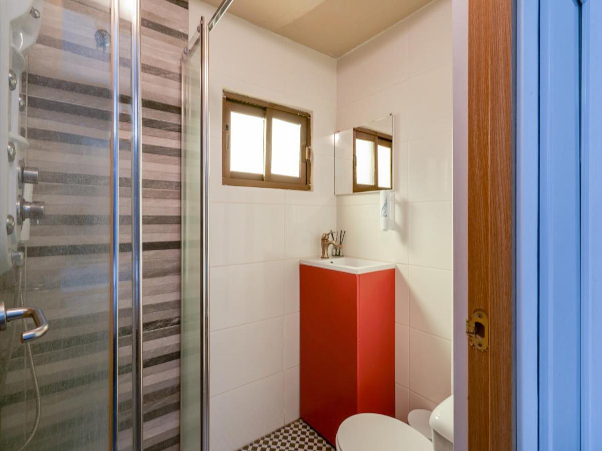 Oyo Ruzafa Guesthouse Valencia Exteriör bild