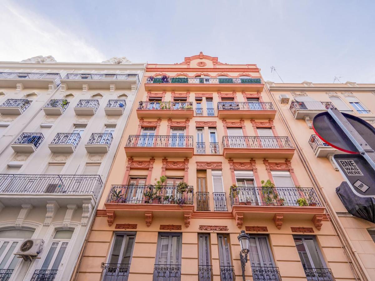 Oyo Ruzafa Guesthouse Valencia Exteriör bild